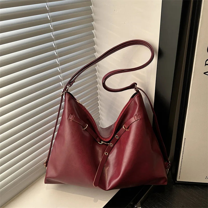 Aveline Hobo Bag