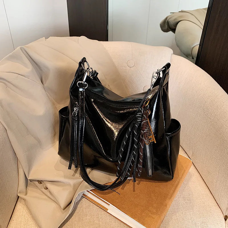 Sabine Shoulder Bag