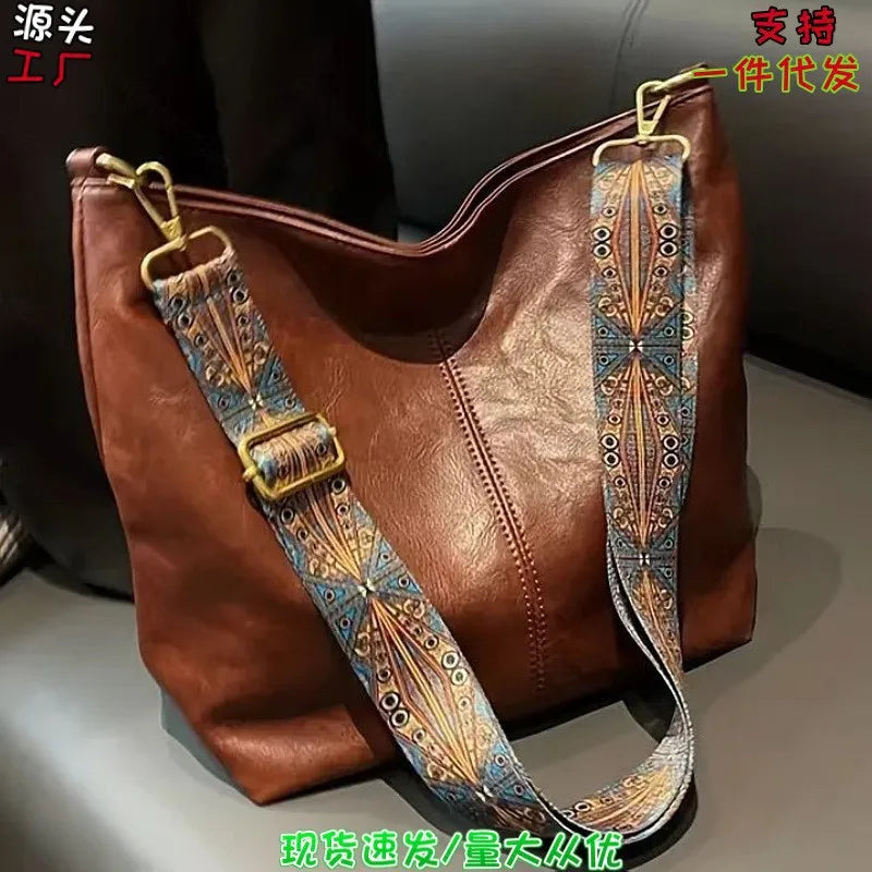 Sabine Shoulder Bag