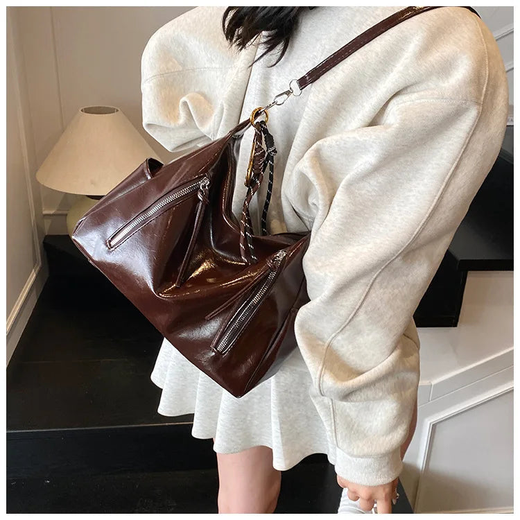 Sabine Shoulder Bag