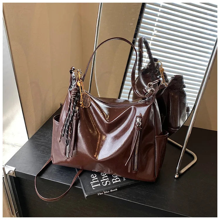 Sabine Shoulder Bag